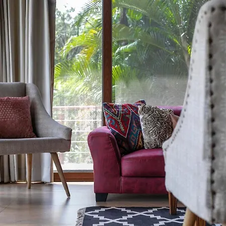 Mawi Infinitty Villa By Stayvista - A Lake-View Villa With An Infinity Pool For A Luxurious Stay-2